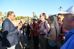 وسط حضور عدد من السائحين .. محافظ قنا يشهد الاحتفال بيوم السياحة العالمي بمعبد دندرة 183 - جريدة المساء