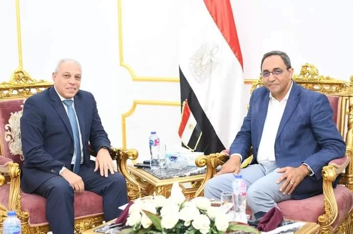محافظ قنا ورئيس هيئة تنمية الصعيد يبحثان إقامة مشروعات زراعية وسياحية بالمحافظة 20 - جريدة المساء محافظ قنا ورئيس هيئة تنمية الصعيد يبحثان إقامة مشروعات زراعية وسياحية بالمحافظة 19 - جريدة المساء