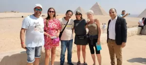 "سياحة الجيزة" تنظم احتفالات فنية بمنطقة الأهرامات بمناسبة اليوم العالمي للسياحة 63 - جريدة المساء