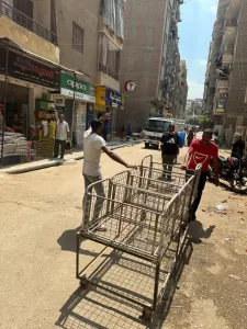 أحد المحاور الموازية لشارع فيصل.. محافظة الجيزة تفتح شارع أبو عبيدة بن الجراح بالهرم بعد رفع التعديات والاشغالات للمحال والمفترشين للطريق العام (صور) 37 - جريدة المساء