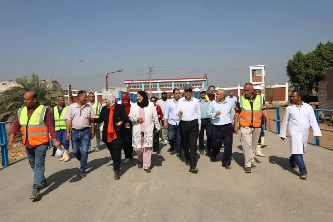 "كدوانى" للعاملين بمعمل التحاليل بمحطة مياه ديرمواس الجديدة: أنتم حراس على صحة الناس.. إياكم والتغافل عنها 18 - جريدة المساء "كدوانى" للعاملين بمعمل التحاليل بمحطة مياه ديرمواس الجديدة: أنتم حراس على صحة الناس.. إياكم والتغافل عنها 17 - جريدة المساء