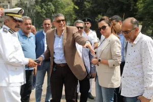 محافظ الجيزة يتابع ميدانياً حالة الإشغالات والنظافة بميدان الجيزة ومتفرعاته 23 - جريدة المساء