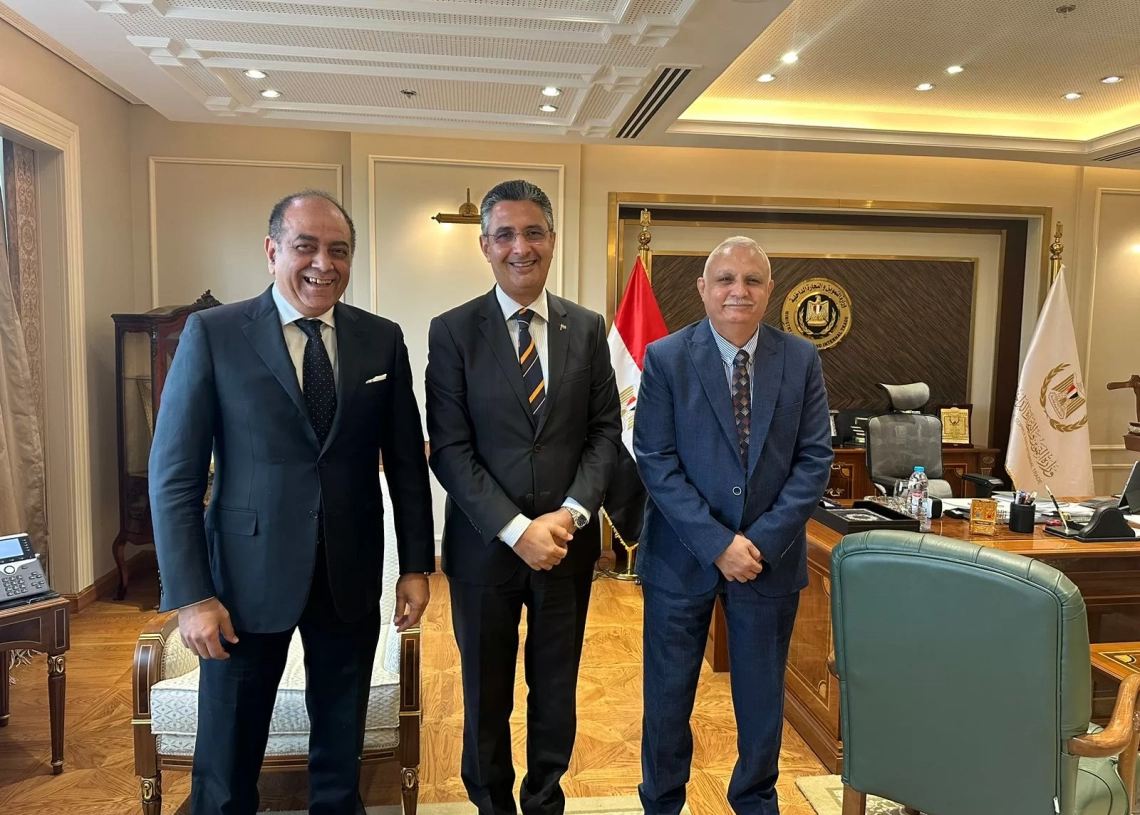 رئيس غرفة الجيزة التجارية يلتقى وزير التموين.. لاستعراض مطالب التجار 18 - جريدة المساء