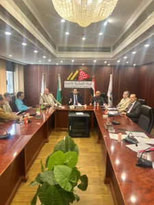 مشكلات «توافر الأدوية» و«أزمة التسعير» فى الصيدليات.. على مائدة غرفة الجيزة التجارية 19 - جريدة المساء