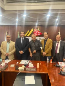 مشكلات «توافر الأدوية» و«أزمة التسعير» فى الصيدليات.. على مائدة غرفة الجيزة التجارية 21 - جريدة المساء