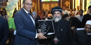 محافظ قنا يشهد ختام المهرجان الصيفي الثالث والعشرون للشباب بدير الأنبا بضابا 2 - جريدة المساء محافظ قنا يشهد ختام المهرجان الصيفي الثالث والعشرون للشباب بدير الأنبا بضابا 1 - جريدة المساء
