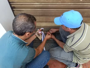 استجابة لشكاوي المواطنين.. محافظة الجيزة تغلق وتشمع 25 منشأة تجارية مخالفة بدون ترخيص بحدائق الأهرام (صور) 17 - جريدة المساء