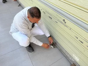 استجابة لشكاوي المواطنين.. محافظة الجيزة تغلق وتشمع 25 منشأة تجارية مخالفة بدون ترخيص بحدائق الأهرام (صور) 43 - جريدة المساء