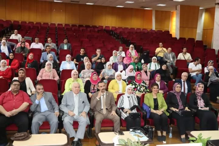 ضمن المبادرة الرئاسية "بداية جديدة لبناء الإنسان ".. ورشة عمل بجامعة المنوفية تناقش سبل التعاون وفرص التدريب المتاحة بالتعاون مع هيئة المواصفات والجودة 20 - جريدة المساء ضمن المبادرة الرئاسية "بداية جديدة لبناء الإنسان ".. ورشة عمل بجامعة المنوفية تناقش سبل التعاون وفرص التدريب المتاحة بالتعاون مع هيئة المواصفات والجودة 19 - جريدة المساء