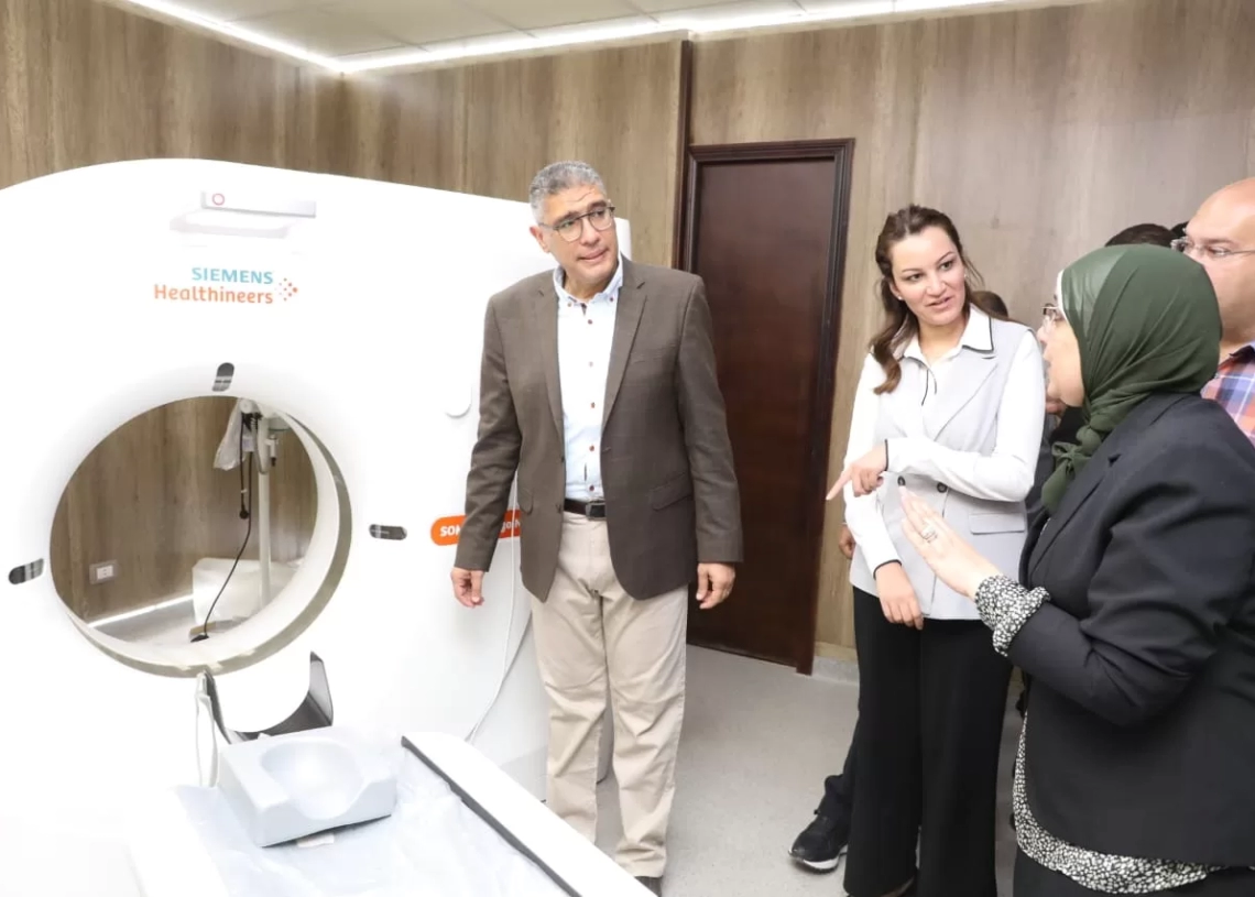 محافظ الجيزة يفتتح وحدة الأشعة المقطعية بمستشفى الواحات البحرية.. ويكرم 100 طفل من حفظة القرآن الكريم بالمركز 18 - جريدة المساء