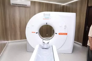 محافظ الجيزة يفتتح وحدة الأشعة المقطعية بمستشفى الواحات البحرية.. ويكرم 100 طفل من حفظة القرآن الكريم بالمركز 22 - جريدة المساء