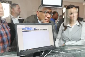 محافظ الجيزة يفتتح وحدة الأشعة المقطعية بمستشفى الواحات البحرية.. ويكرم 100 طفل من حفظة القرآن الكريم بالمركز 46 - جريدة المساء