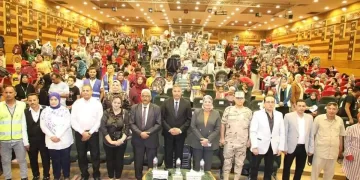 توزيع ٥٠٠ شنطة مدرسية على الطلاب غير القادرين بالمنيا 2 - جريدة المساء توزيع ٥٠٠ شنطة مدرسية على الطلاب غير القادرين بالمنيا 1 - جريدة المساء