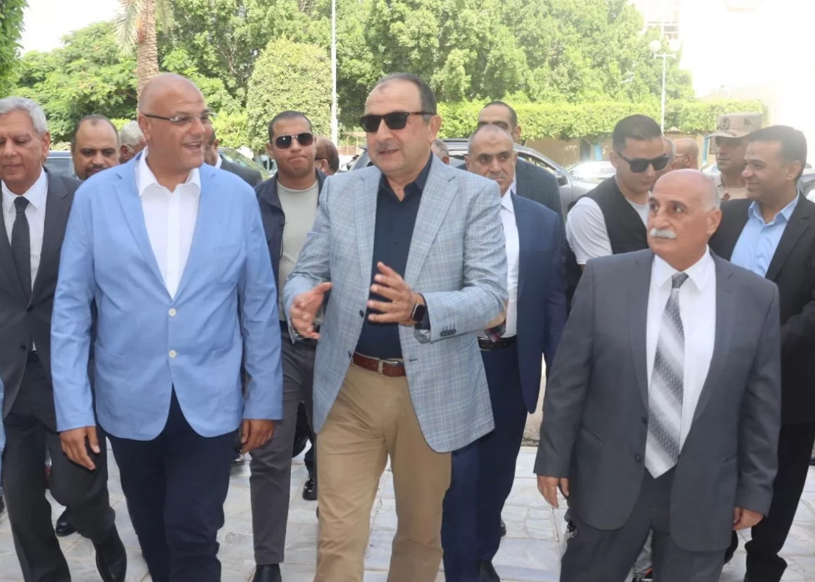 وزير قطاع الأعمال العام ومحافظ القليوبية يبحثان سبل تطوير شركة النصر للكيماويات الدوائية  17 - جريدة المساء