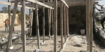 هدم ٨ مقابر مخالفة بوسط الإسكندرية 1 - جريدة المساء