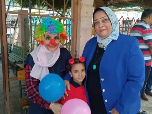 بالبالونات والحلوي.. مدارس الجيزة تستقبل زهورها فى اليوم الأول من العام الدراسى الجديد 27 - جريدة المساء