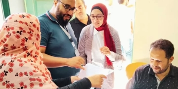  وكيلة مديرية الصحه بكفر الشيخ تتابع سير العمل بالقافلة الطبية العلاجية بقرية "إبراهيم كلبوش" 1 - جريدة المساء