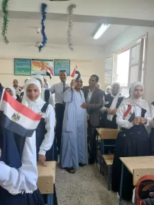 بدء الدراسة بمدرسة الأوسط قمولا الثانوية بقنا 251 - جريدة المساء