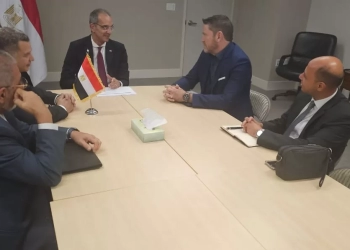 الدكتور/ عمرو طلعت يناقش مع برنامج الأمم المتحدة الإنمائى التعاون فى مجال تعزيز استخدام الذكاء الاصطناعى ودعم الابتكار الرقمى والشركات الناشئة .. ويبحث مع مسؤولى شركة تريلكس الاستثمار فى مصر فى مجال التعهيد 35 - جريدة المساء