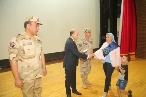 محافظ كفر الشيخ ومدير جمعية المحاربين القدماء يشهدان تكريم أسر الشهداء ومصابي العمليات الحربية 19 - جريدة المساء