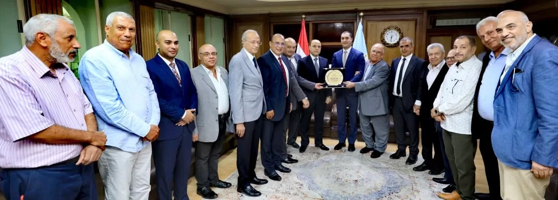 محافظ كفر الشيخ يستقبل مجلس عائلات المحافظة 20 - جريدة المساء محافظ كفر الشيخ يستقبل مجلس عائلات المحافظة 19 - جريدة المساء