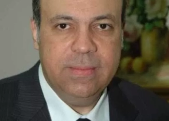 عزب رئيسا للشركة القابضة للمطارات خلفاً للمهندس محمد سعيد محروس 19 - جريدة المساء