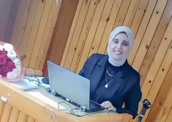 الدكتوراه لإيمان عبدالحكيم من جامعة القناة 25 - جريدة المساء