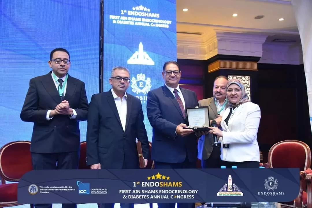 الكشف المبكر لمرض سكر الدم..اهم توصيات مؤتمر'' الغدد الصماء'' بطب عين شمس 20 - جريدة المساء الكشف المبكر لمرض سكر الدم..اهم توصيات مؤتمر'' الغدد الصماء'' بطب عين شمس 19 - جريدة المساء