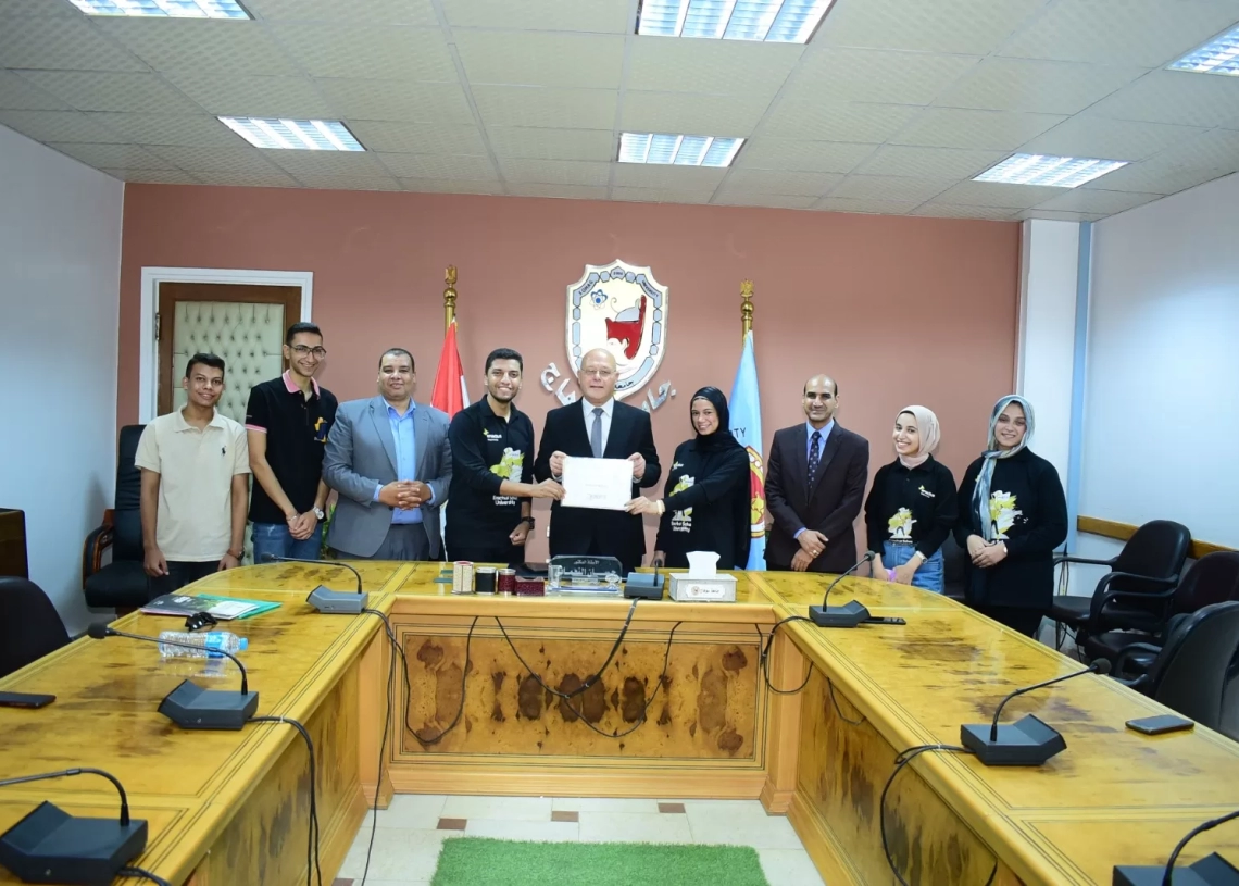 ايناكتس جامعة سوهاج تفوز في المسابقة النهائية بمشروعي عن استخراج الكولاجين من قشر السمك و تحويل نبات الازولا الي علف دواجن 19 - جريدة المساء