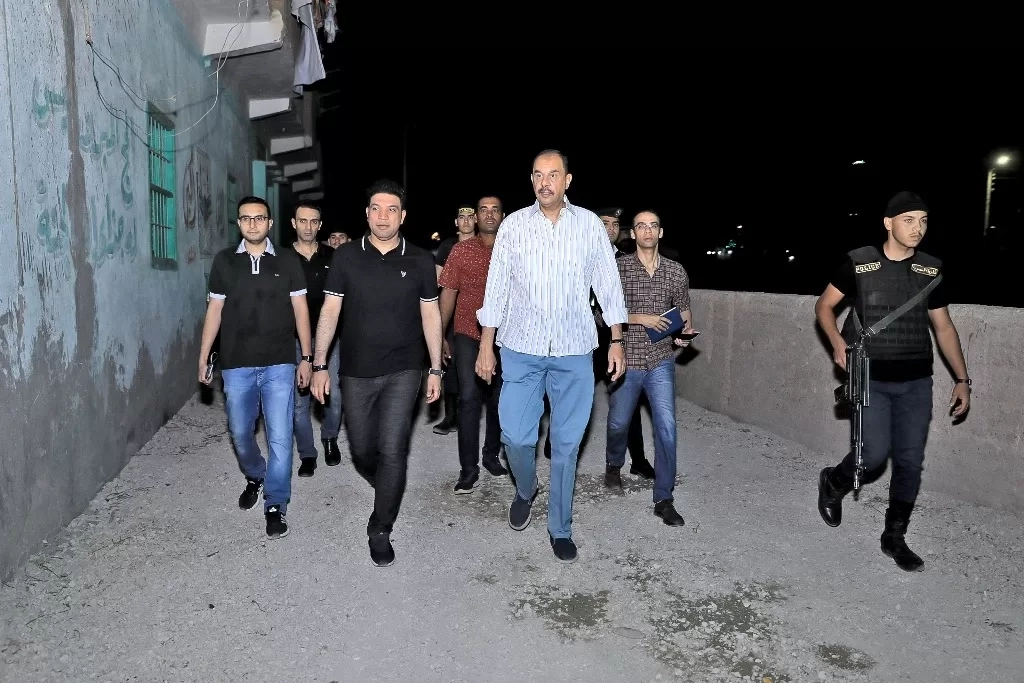 جولة ميدانية مفاجئة لمحافظ سوهاج بقرية "الكوامل بحري" 17 - جريدة المساء