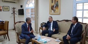 رئيس جامعة الإسكندرية يوقع بروتوكول للتعاون مع معهد الدراسات الدبلوماسية بوزارة الخارجية المصرية 1 - جريدة المساء