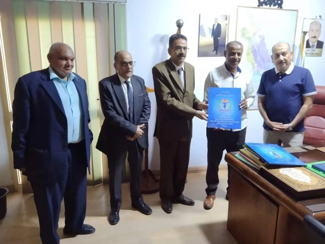 رئيس مدينة القصير يستقبل موفد وزارة التربية والتعليم ومدير مديرية التعليم بالبحر الأحمر 19 - جريدة المساء