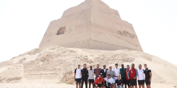 بعثة "كاب فيردي" تزور منطقة هرم ميدوم السياحية ببني سويف قبل مواجهة المنتخب 1 - جريدة المساء