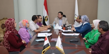 نائب محافظ بني سويف  يعقد اجتماعًا بفريق عمل وحدة حياة كريمة لمتابعة مستجدات المبادرة الرئاسية بقرى ببا وناصر 1 - جريدة المساء