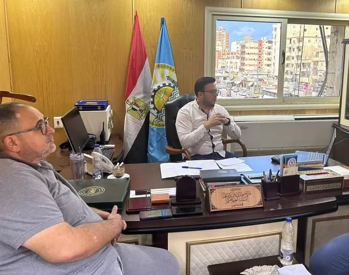 وكيل وزارة الصحة بمطروح يجتمع بمديري المستشفيات عبر الفيديو كونفرانس 19 - جريدة المساء