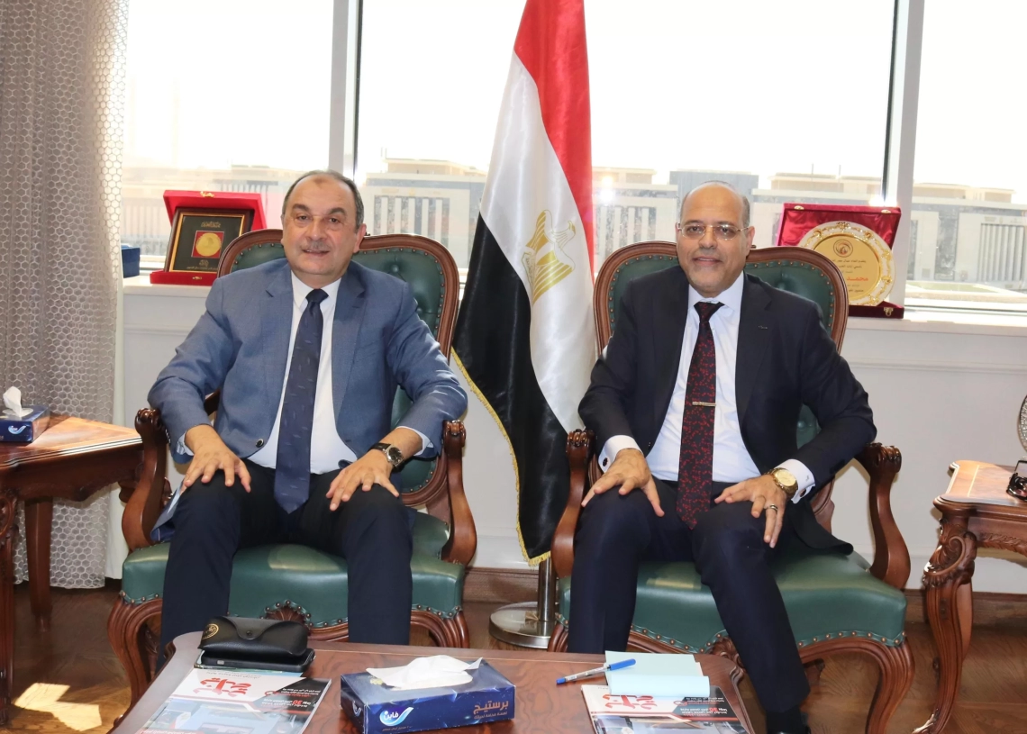 أهمها تنمية مهارات العاملين.. وزيرا قطاع الأعمال والعمل يبحثان تعزيز التعاون في عدد من الملفات المشتركة 19 - جريدة المساء