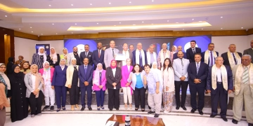 وزيرة التضامن تكرم عدداً من النماذج الملهمة ضمن مبادرة "الأب القدوة" 1 - جريدة المساء