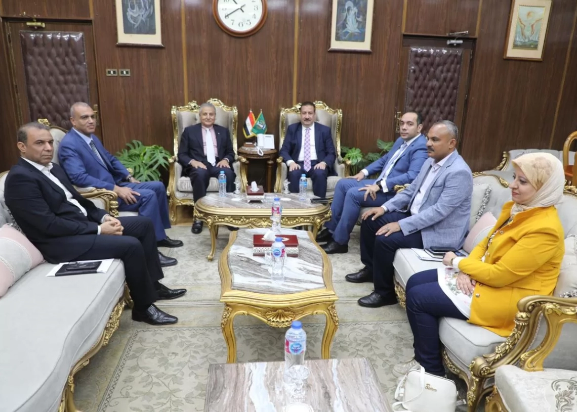محافظ المنوفية يستقبل وفد صندوق مكتبات مصر العامة.. لبحث التجهيزات النهائية لافتتاح مكتبة دنشواى قريباً 17 - جريدة المساء