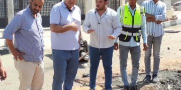 تكثيف الجهود للإنتهاء من مشروع إحلال وتجديد خطوط مياه الشرب والصرف الصحى بشارع كسر الحجر بأسوان 1 - جريدة المساء