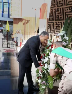 محافظ الشرقية يضع إكليلاً من الزهور على النصب التذكاري للشهداء.. إحتفالاً بالذكرى 51 لإنتصارات أكتوبر المجيدة 69 - جريدة المساء