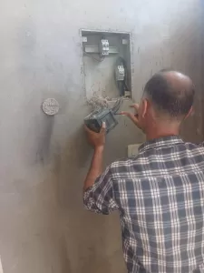 محافظة الجيزة تضبط حالات سرقة للتيار الكهربائي لمنشآت تجارية بالطالبية 21 - جريدة المساء