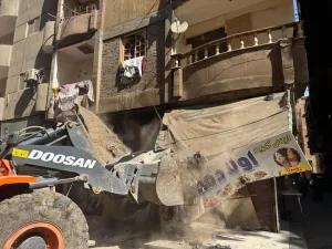 استجابة لشكاوي المواطنين.. محافظة الجيزة تزيل 700 حالة تعد وإشغالات للمحال التجارية والباعة الجائلين بمناطق الهرم (صور) 29 - جريدة المساء