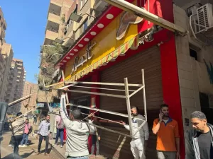 استجابة لشكاوي المواطنين.. محافظة الجيزة تزيل 700 حالة تعد وإشغالات للمحال التجارية والباعة الجائلين بمناطق الهرم (صور) 41 - جريدة المساء