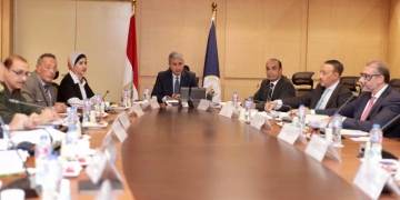 فى اجتماع " الأعلى للآثار" برئاسة وزير السياحة.. 625 ألف زائر لمعرضى "قمة الهرم"بالصين و"رمسيس وذهب الفراعنة" بألمانيا.. إستعادة 7 قطع أثرية من النمساوهولندا .. والكشف عن جبانة مرسى مطروح فى العصر الرومانى 1 - جريدة المساء