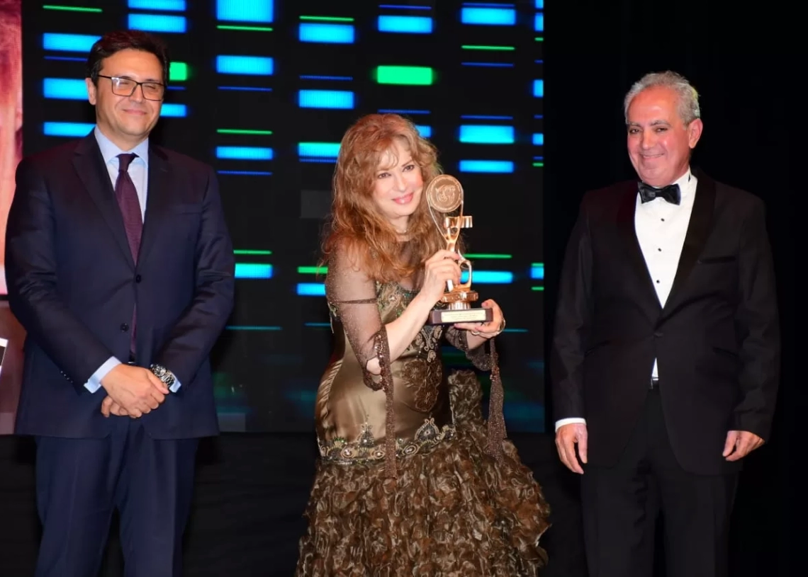 نجوم الفن في افتتاح مهرجان الإسكندرية السينمائي لدول البحر المتوسط 20 - جريدة المساء نجوم الفن في افتتاح مهرجان الإسكندرية السينمائي لدول البحر المتوسط 19 - جريدة المساء