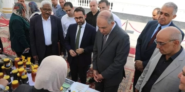 محافظ المنيا يكرم 10 سيدات من رائدات الأعمال ويشيد بمبادرة “بداية” 1 - جريدة المساء