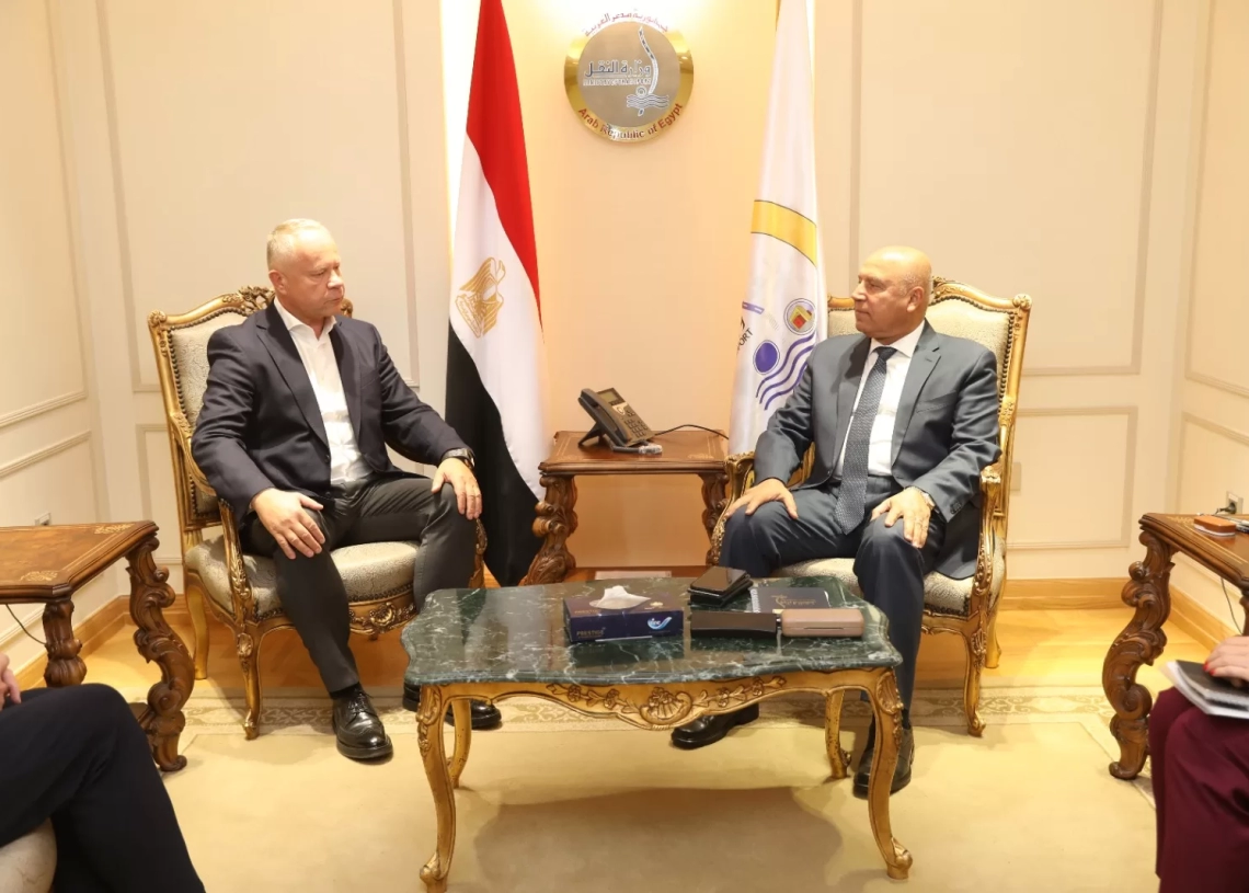 وزير الصناعة يبحث مع ممثلي شركة "بادما" البولندية خطة إنشاء مجمع صناعي لإنتاج الأثاث بالعلمين الجديدة 15 - جريدة المساء