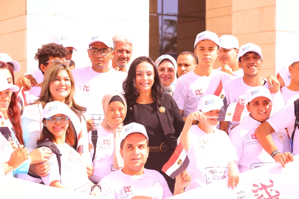 وزيرة التضامن تستقبل وفداً من طلاب الجامعات من ذوي الإعاقة في جولة ميدانية بالعاصمة الإدارية 30 - جريدة المساء