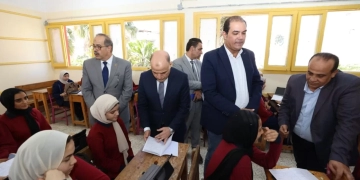 محافظ كفر الشيخ يتفقد ‏مدرسة الشهيد الرائد كريم أبو زامل الثانوية بنات بفوه  1 - جريدة المساء