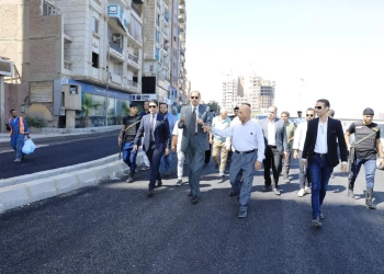 محافظ سوهاج يتفقد أعمال الرصف بمشروع توسعة وتطوير الكورنيش الغربي 31 - جريدة المساء